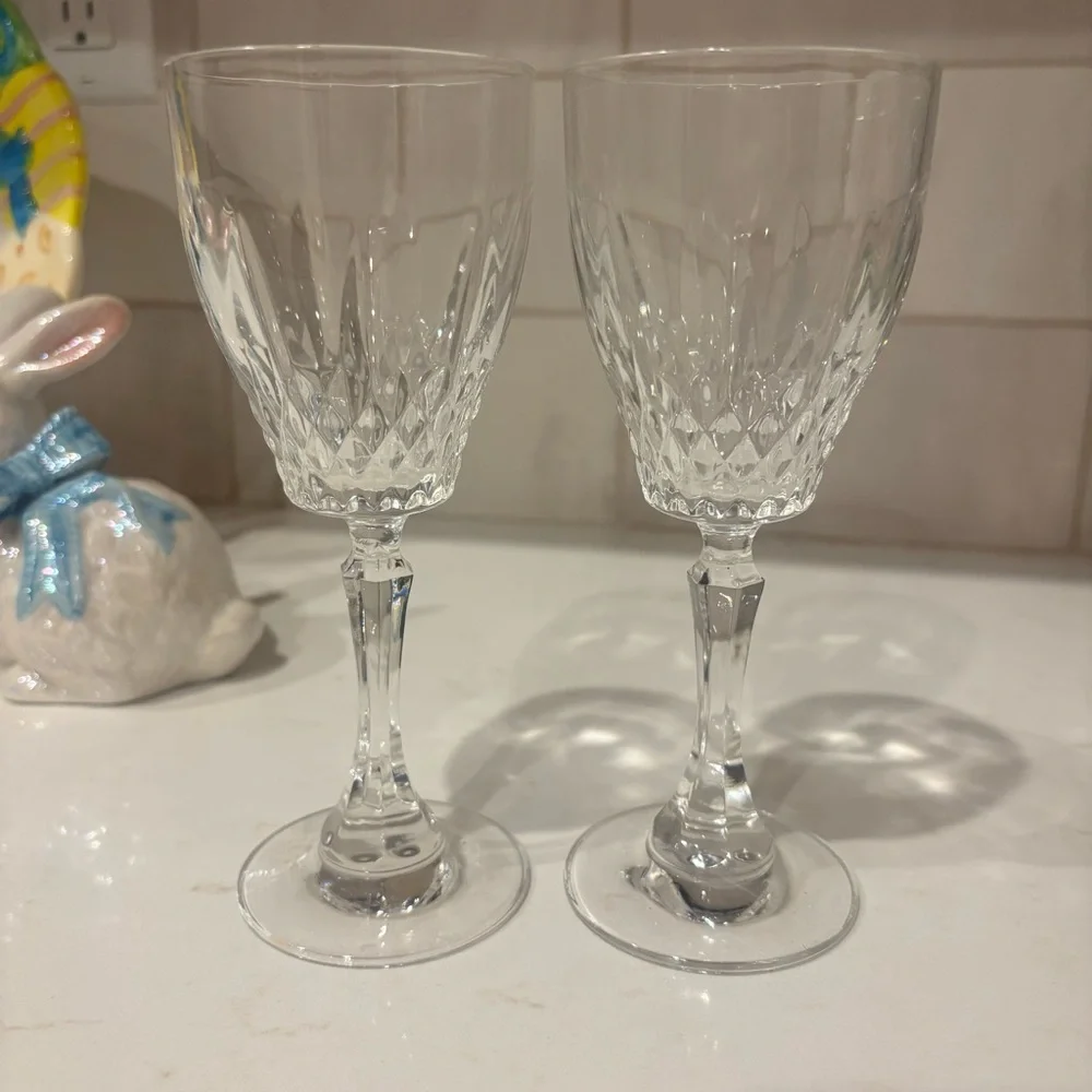 Crystal Cut Wine Glasses - Clear Stemware (Pair)